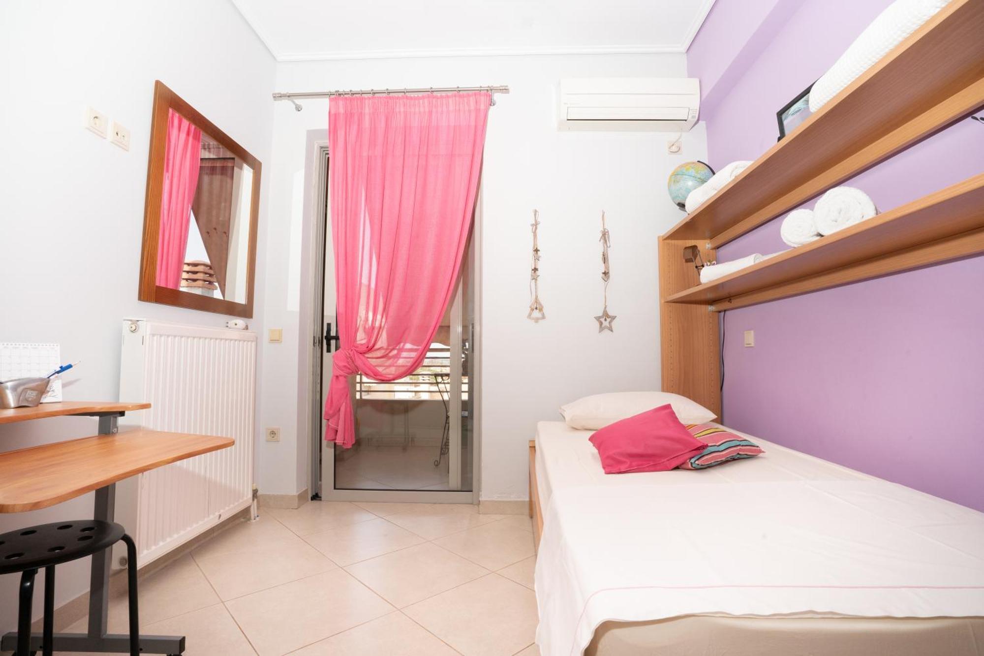 Maria'S Airport Apartment Koropion Exterior photo