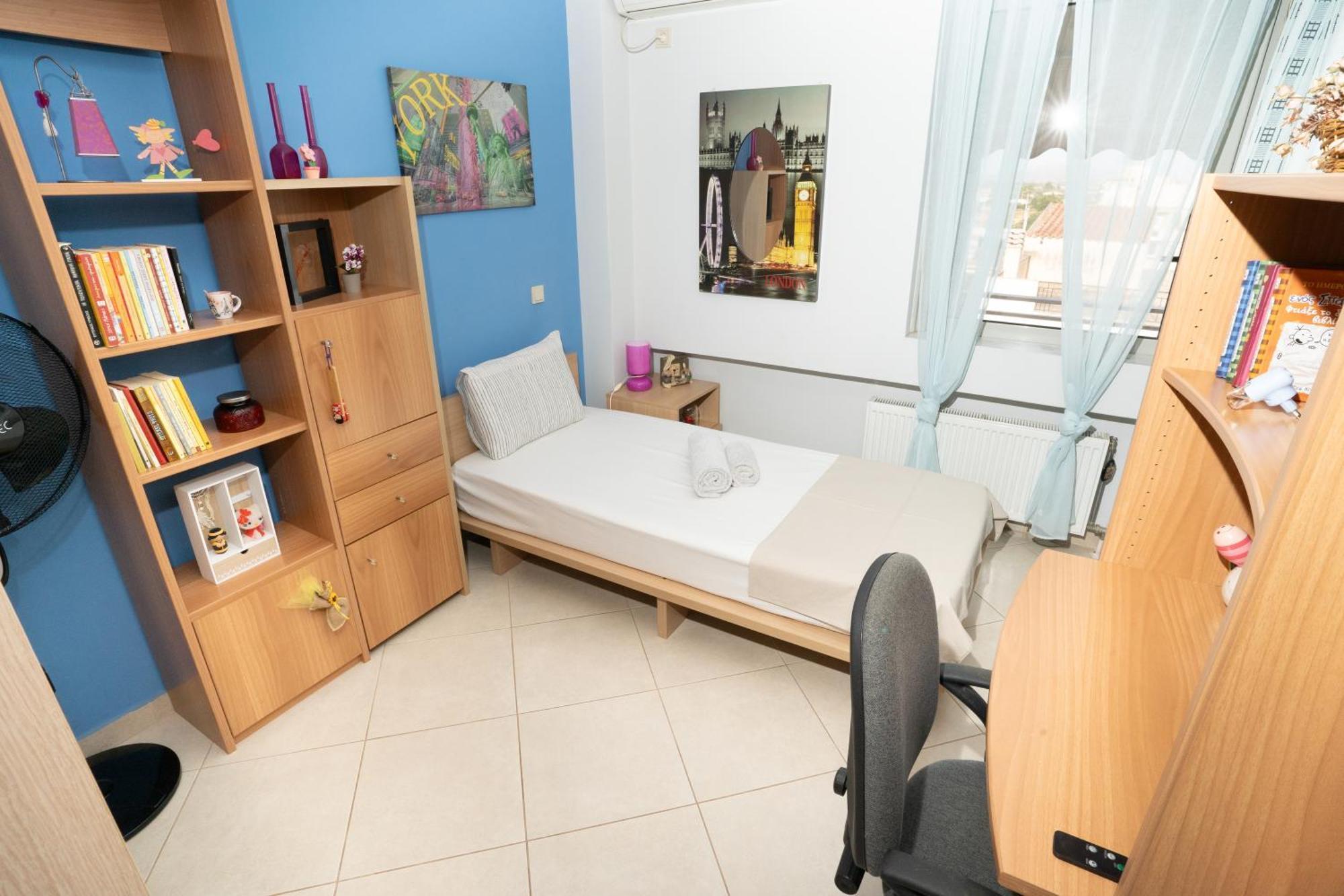 Maria'S Airport Apartment Koropion Exterior photo
